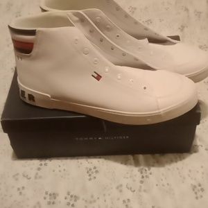 Brand New Tommy Hilfiger size 13 3 quarter top sneakers